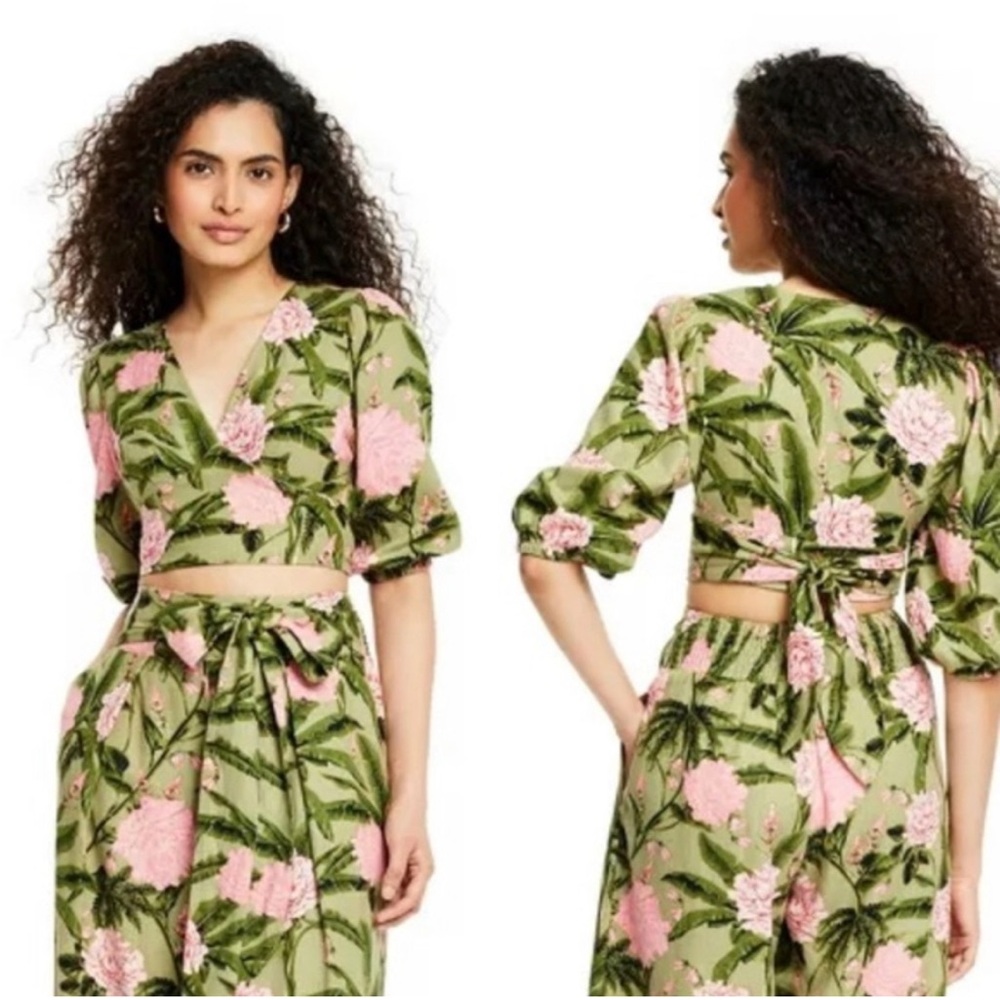 Aguabendita x Target linen top. New without tags. Medium